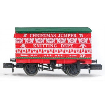 NR2011XM Peco N Gauge Box Van Christmas 2024