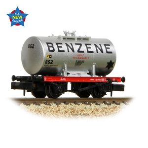 378-000 14T Anchor-Mounted Tank Wagon 'Benzene' Silver