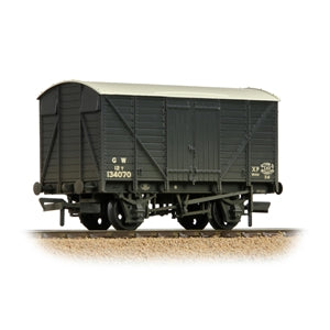 37-730E GWR 12T Ventilated Van GWR Grey - Weathered