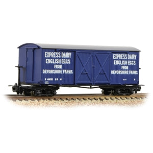 393-029 Bogie Covered Goods Wagon 'Express Dairy Company' Blue