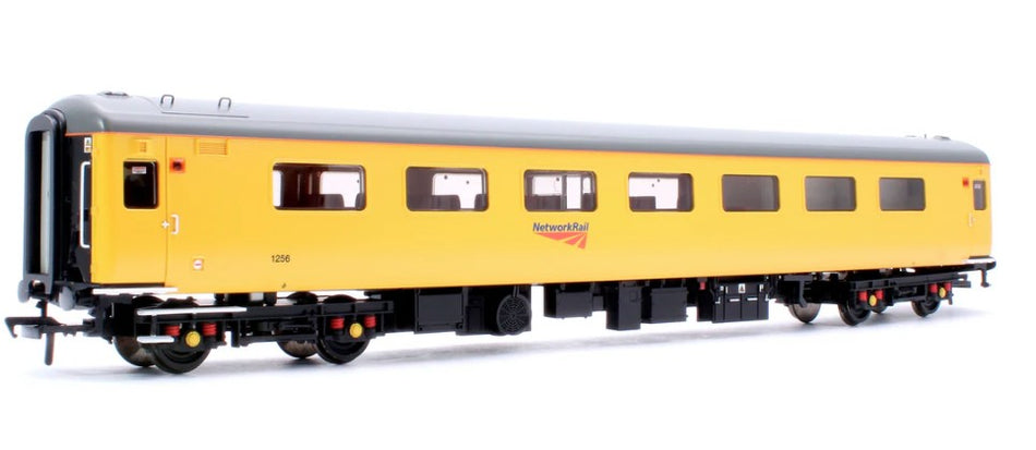Bachmann 39-689 BR Mk2F ex-RFB Staff Coach Network Rail Yellow No.1256