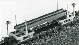 Dundas - OO-9 Hudson Single Bolster Wagons with H Girders Load - DM26