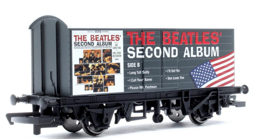 Hornby R60301 The Beatles Second Album 'With The Beatles' US and UK Album Covers Wagon