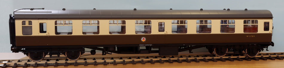 7P-001-103 Lionheart / Dapol Mk1 SO second open W3789 in BR chocolate and cream