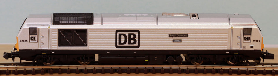 2D-010-009 Dapol Class 67 67027 "Charlotte" in Colas Rail Freight livery