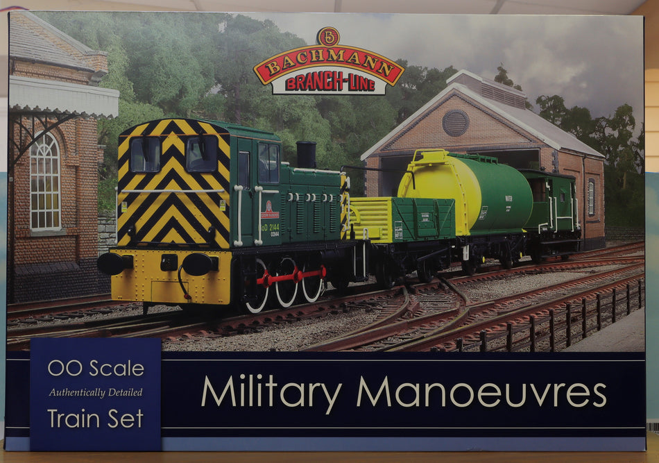 30-130 Bachmann Military Manoeuvres train set