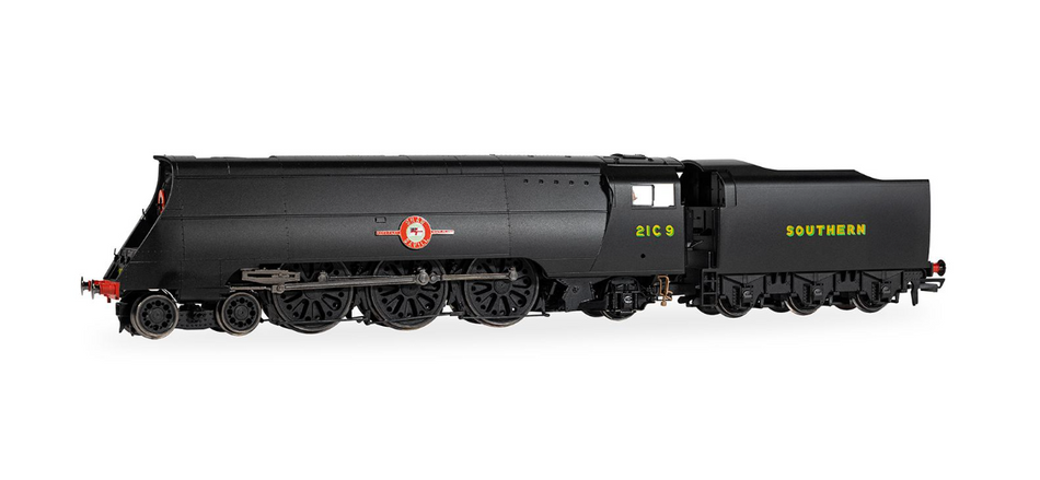 R30455 SR Merchant Navy Class 4-6-2 No.21C9 'Shaw Savill' (WWII 80th Anniversary Collection) Steam Locomotive