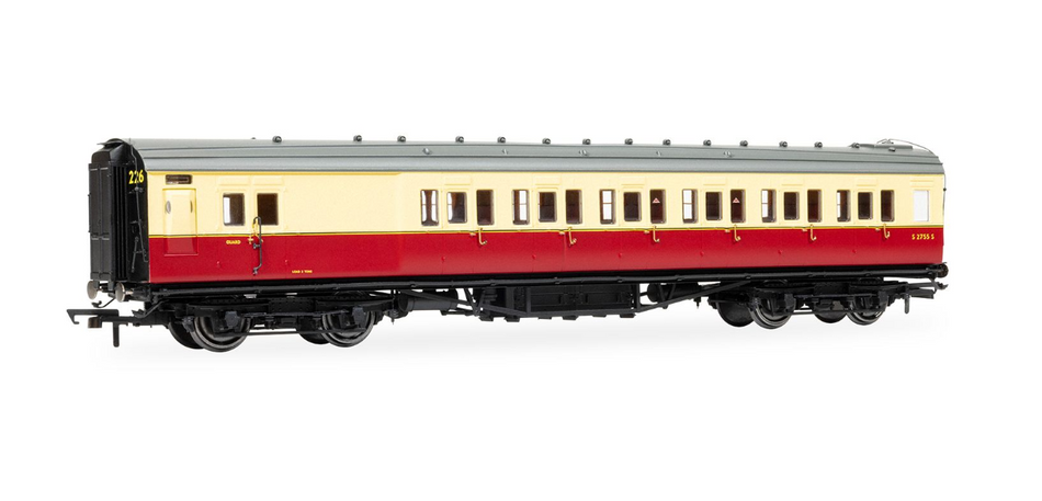 R40463 BR Maunsell Brake Third Class S2755S Set 226