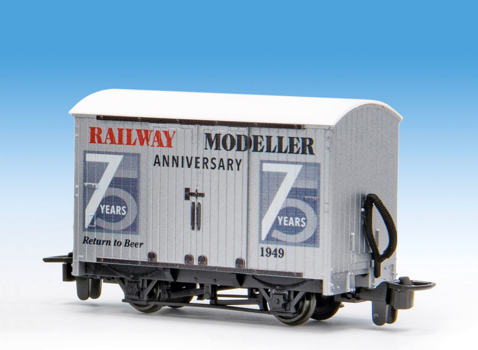 Railway Modeller 75th Anniversary - Box Van - OO-9