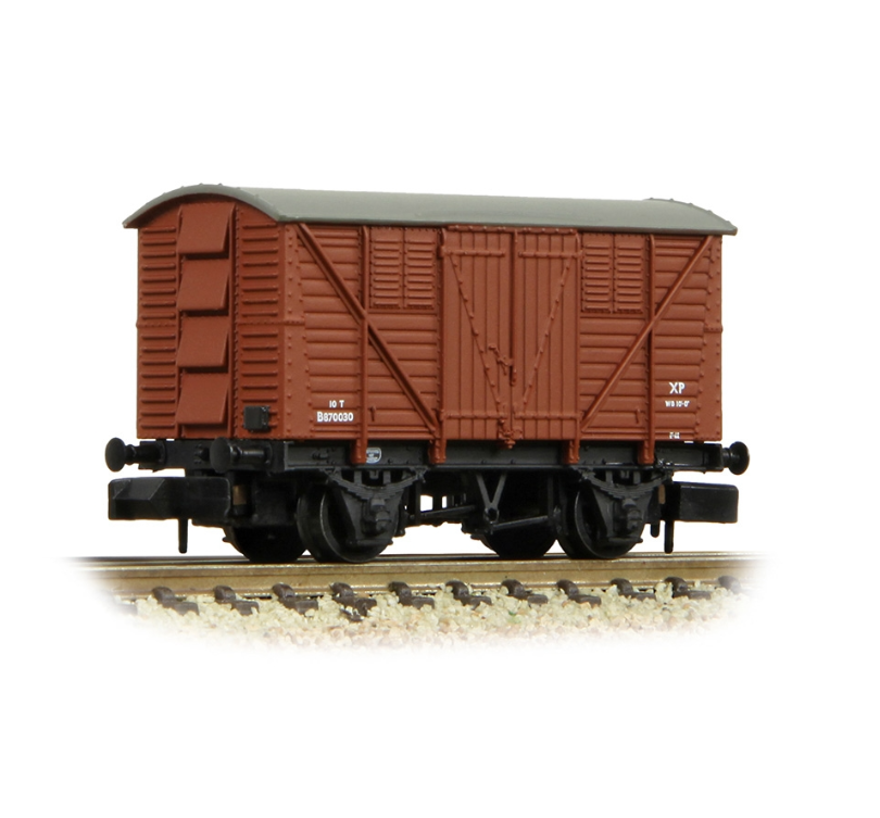 373-741B BR 10T Meat Van BR Bauxite (Early)