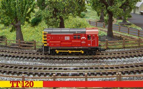 TT:120 Hornby TT3002M BR Class 08 08623 DBS Red TT:120