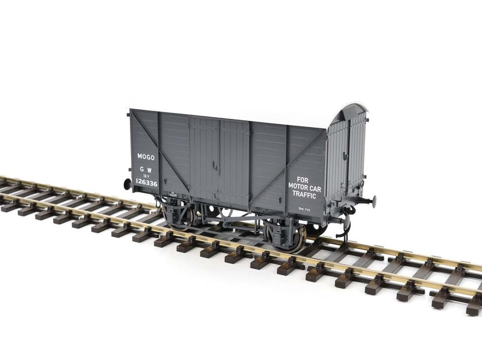 Dapol 7F-068-002 12t Mogo Van Great Western Grey 126336