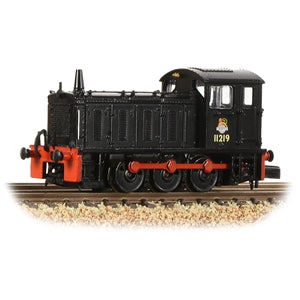 371-052A Graham Farish Class 04 11219 in BR black with early emblem