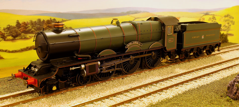R3331 Hornby Class 6000 King 4-6-0 ‘King James I’ 6011 in GWR Green