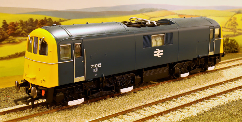 R3374 Hornby Class 71 71012 in BR Blue