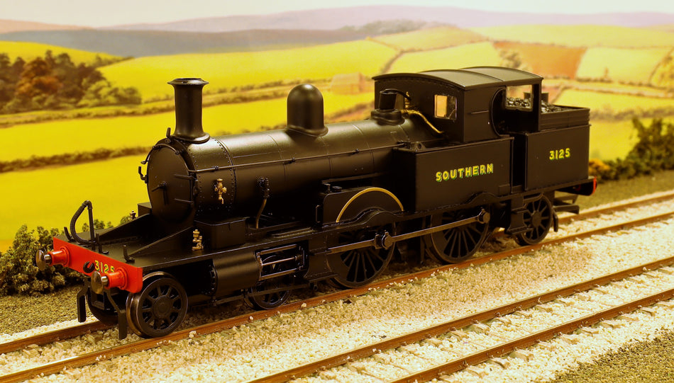 R3422 Hornby Class 415 Adams Radial 4-4-2T 3125 in Southern Railway wartime black