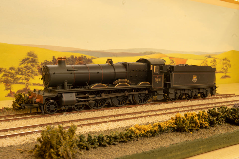 32-002A Bachmann Class 49xx 'Hall' 4-6-0 4971 "Stanway Hall" in BR black with early emblem - weathered