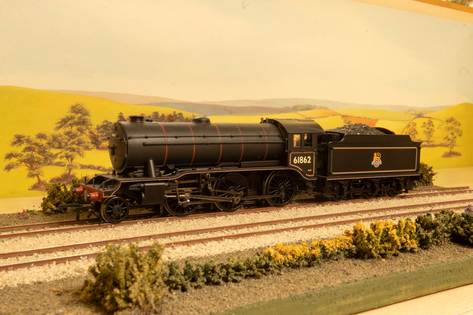 32-281 Bachmann Class K3 2-6-0 61862 in BR black with early emblem