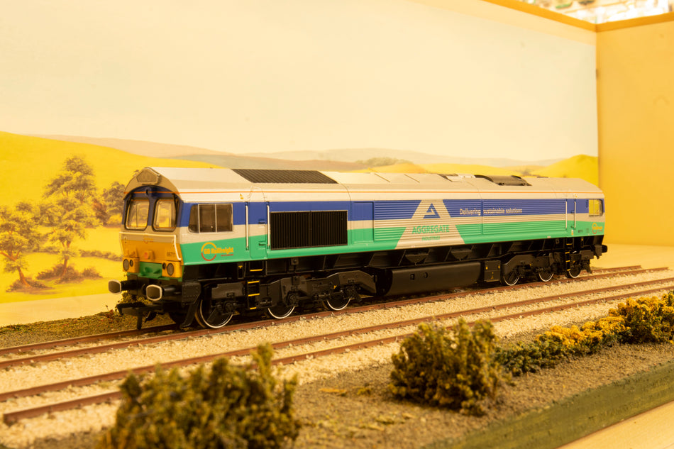 32-738 Bachmann Class 66 66711 "Sence" in GBRF/Aggregate Industries livery