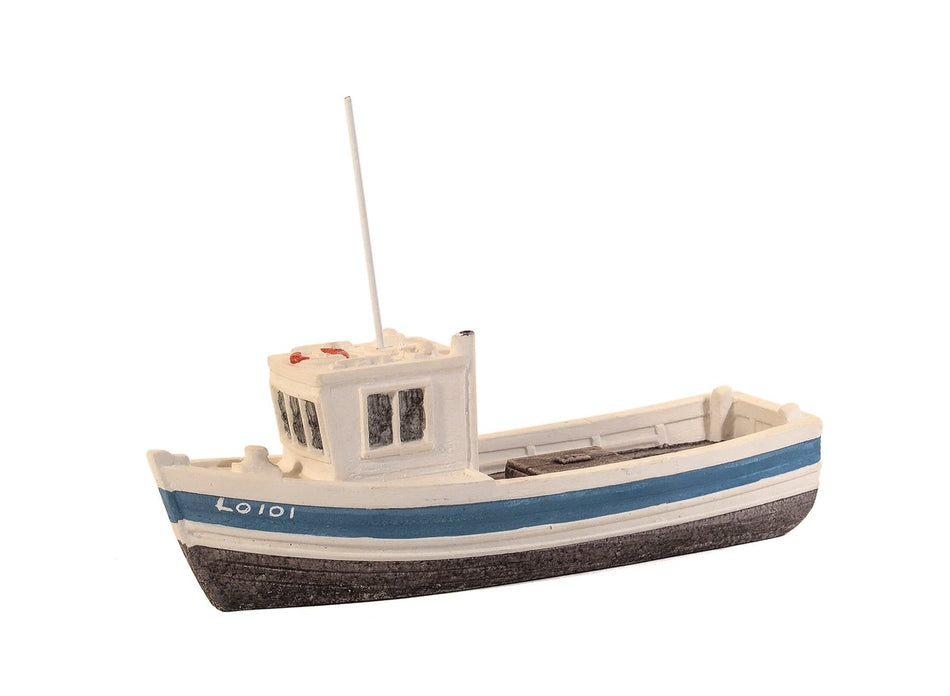 Harburn Hamlet - OO Small Fishing Boat Forward Wheelhouse - QS411